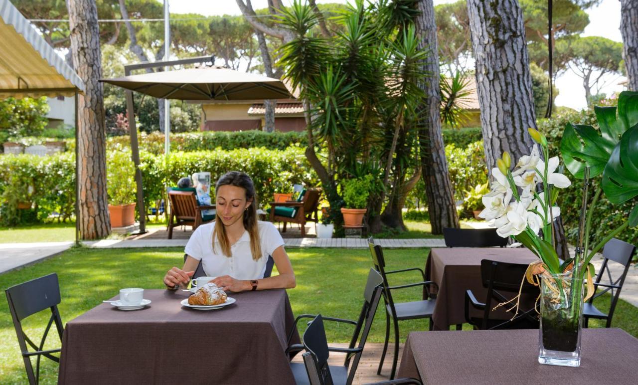 Hotel Etruria Forte dei Marmi Zewnętrze zdjęcie